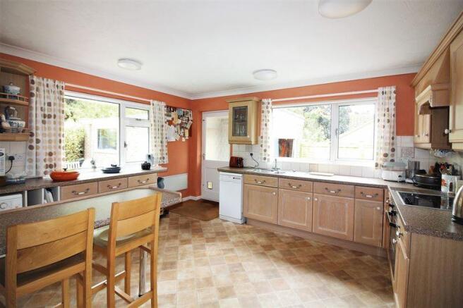 Kitchen/Breakf...