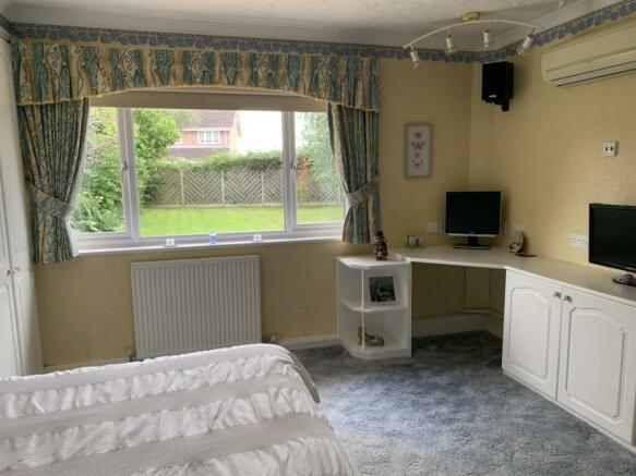 Bedroom;.jpg