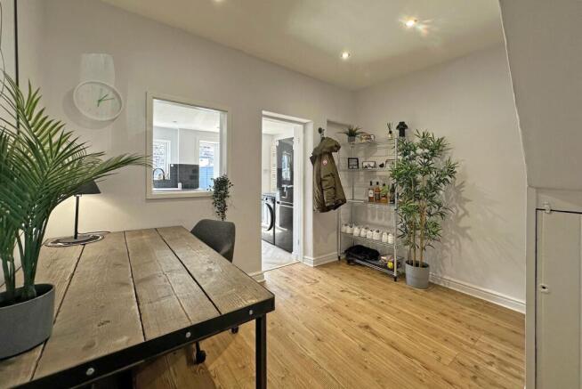 2 bed Terraced for sale Image 9