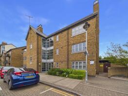 38, Sheepen Place, Colchester CO3 3LT