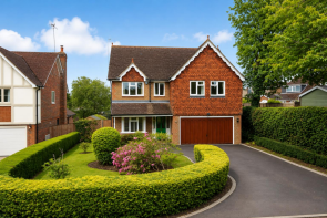 4, Carew Close, Tilehurst, Reading RG31 6XZ