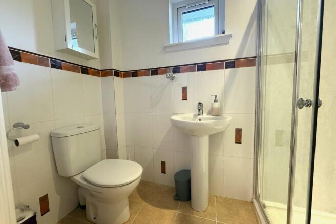 Principal Bedroom En Suite