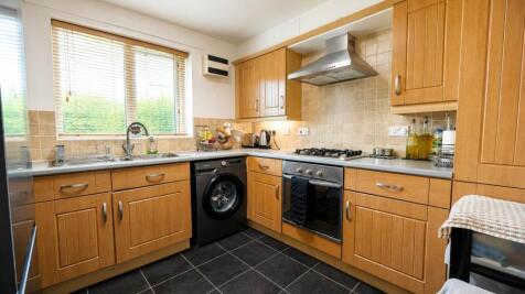 Wenham Place, Hatfield
