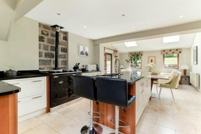 Living Dining Kitchen-6.jpg