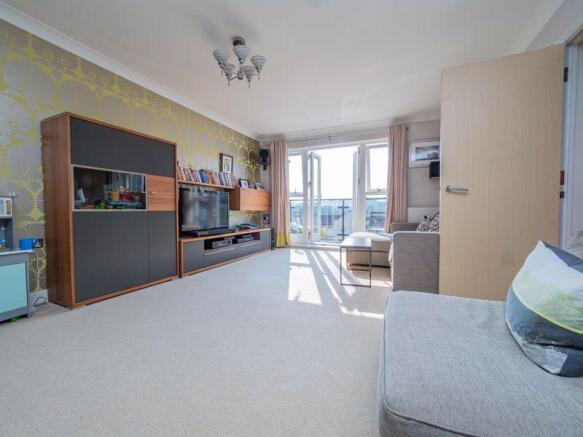 Open Plan Sitt...