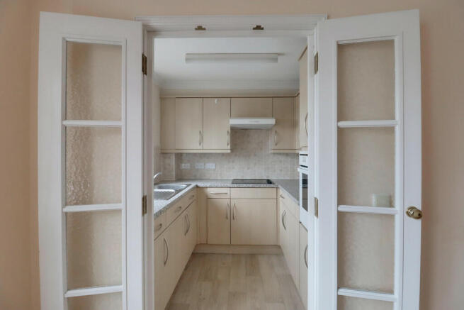 Lounge to Kitchen