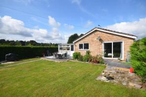 19, Sunnyfield, Rhayader LD6 5BP