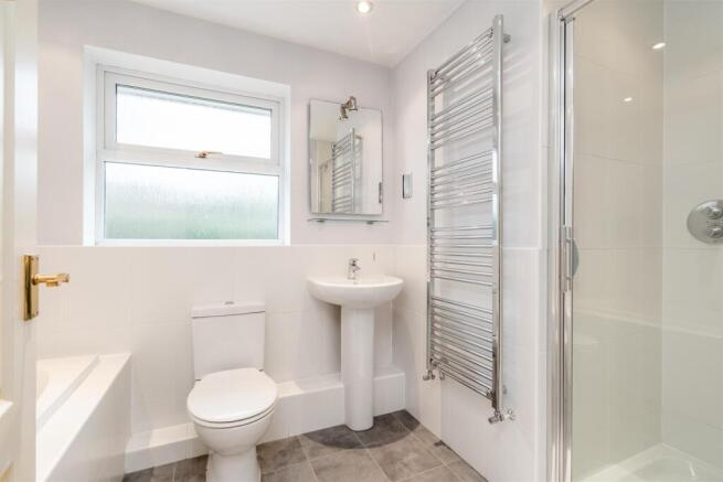 24 Glendon Way_15.jpg