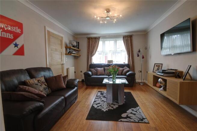 Living Room Pic 1