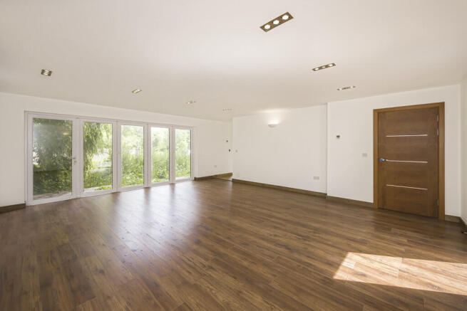 87 Kings Mill Way...