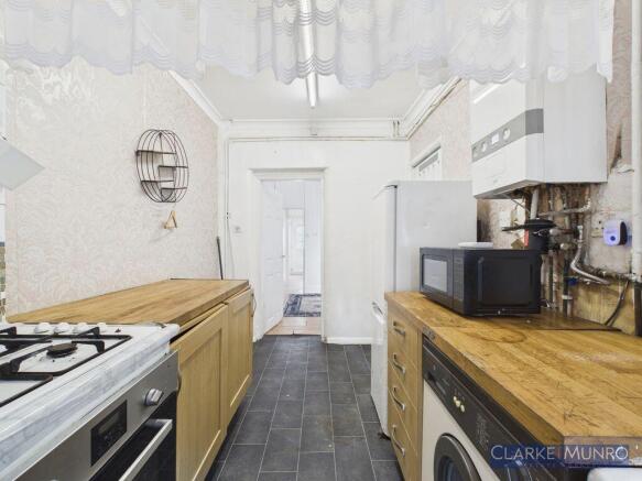 3 bed Terraced for sale Image 4