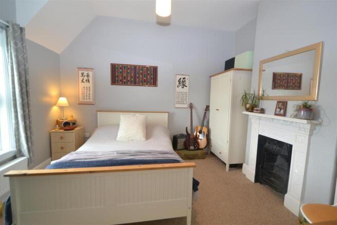 bed3.JPG