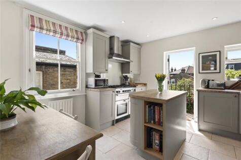 Ramsden Road, London, SW12