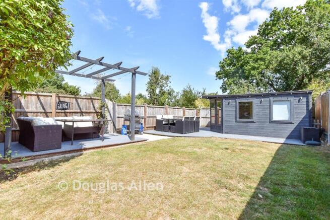 External Lifestyle Photograph