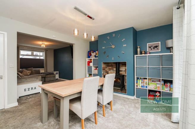 3 bed Semi-Detached for sale Image 8