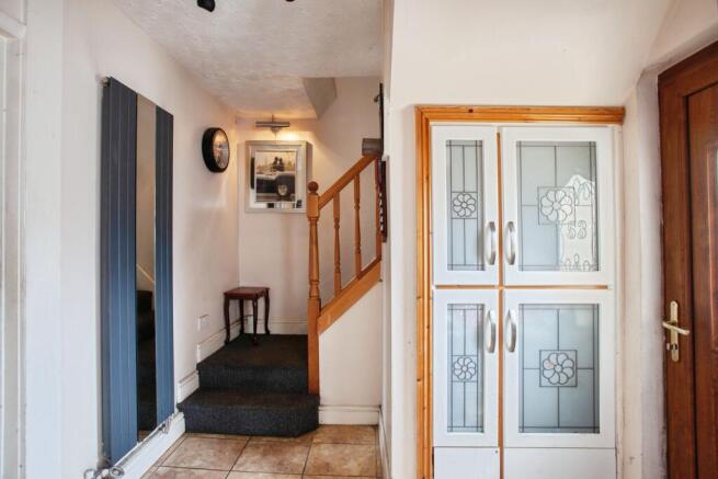 3 bed Semi-Detached for sale Image 4