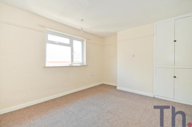 Bedroom 1.JPG