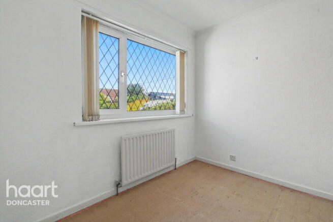 2 bed Semi-Detached Bungalow for sale Image 11