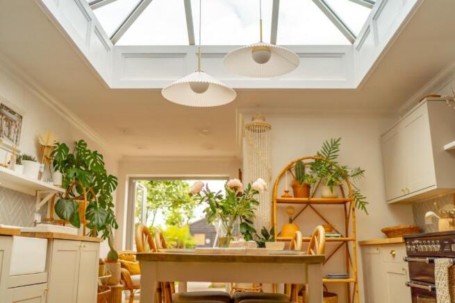 Lantern roof