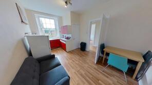 2f3, 80, East Crosscauseway, Newington, Edinburgh EH8 9HQ