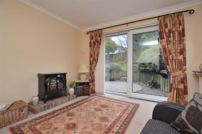 Family Room/Separate Dining Room