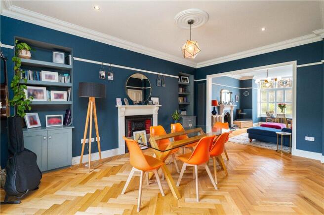 5 bed Terraced for sale Image 4
