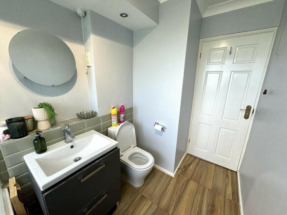 Photo 10