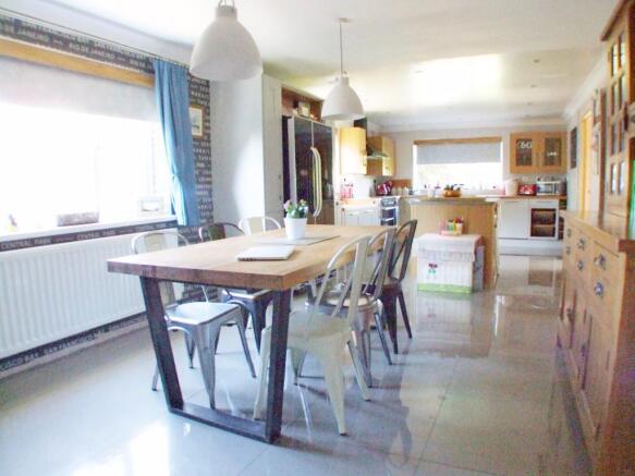 Kitchen/Day room