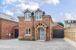 3, The Carlins, Winchester Road, Southampton SO32 2LG