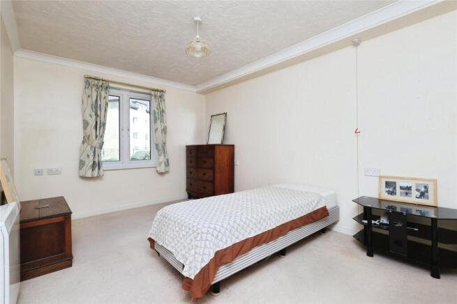 1 bed Apartment for sale Image 6