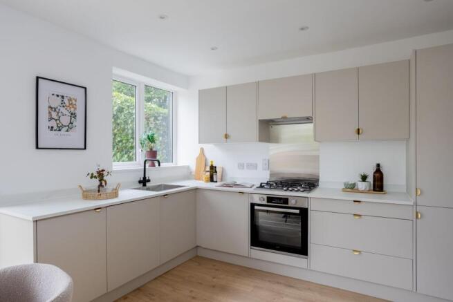 2 bed Semi-Detached for sale Image 5