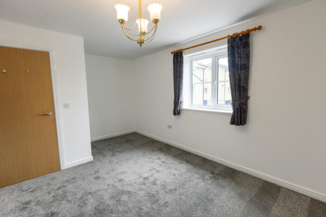 2 bed Apartment for sale Image 7