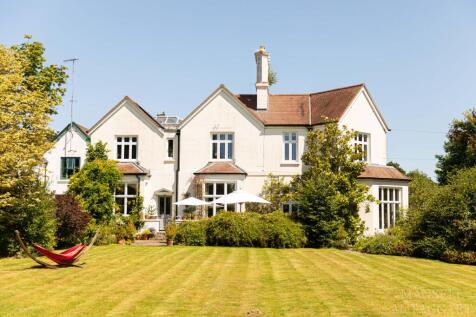 Turners Hill Road, East Grinstead, RH19