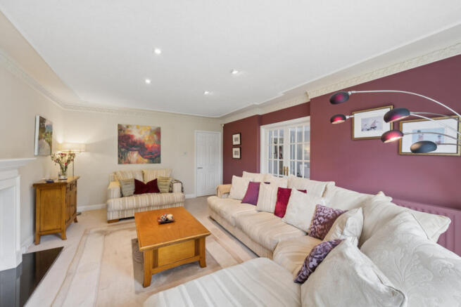 4 bed Detached for sale Image 4