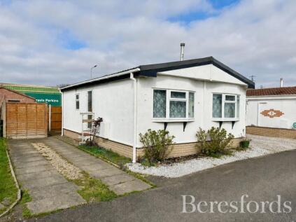 Grange Farm Park, Whitehall Road, CO2