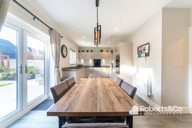 Dining Kitchen