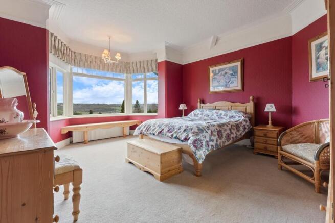 36 Upper Batley, Low Lane 35_297.jpeg