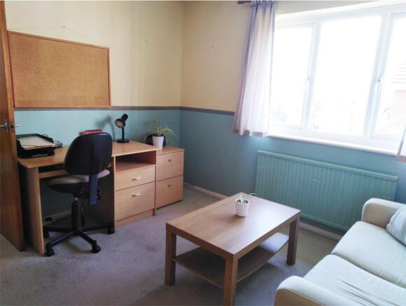 Bedroom/Office