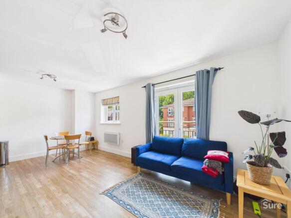 Living Dining Area