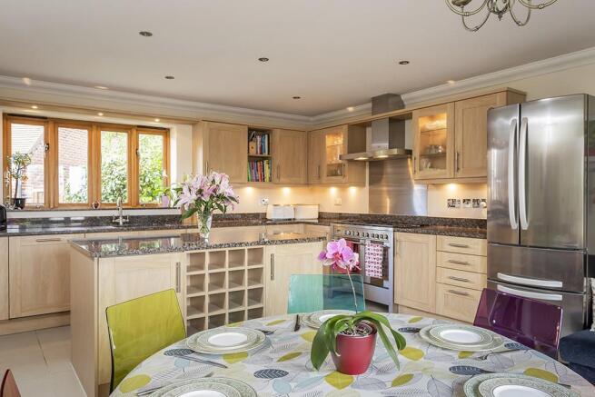 Kitchen/Dining Room