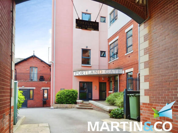 1 bed Ground Flat to rent Image 11