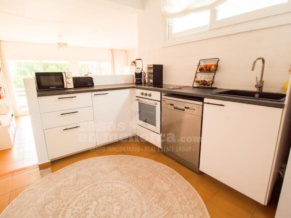 Licensed flat in Coves Noves