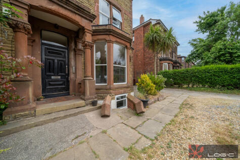 Crosby Road South, Waterloo, Liverpool, L22