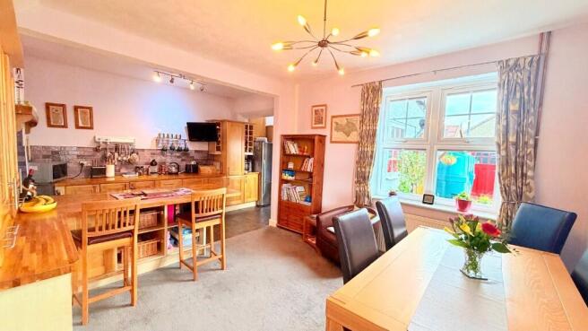 4 bed Character Property for sale Image 7