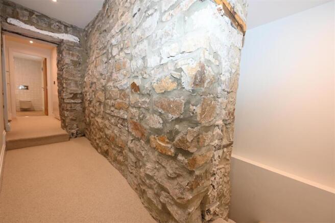 2 bed Cottage for sale Image 7