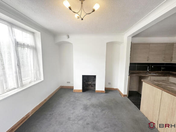 3 bed Terraced for sale Image 9