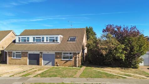 Telford Crescent, Woodley, Reading