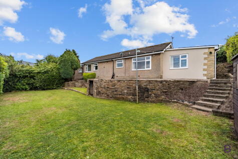 Snape Drive, Bradford, BD7 4LZ