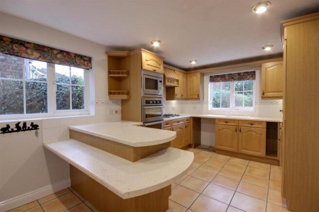 BREAKFAST KITCHEN