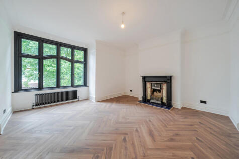 Fernwood Avenue, Streatham, London, SW16